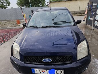 Predám zachovalý FORD Fusion 1.4 CDTI - 2
