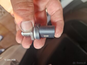 Snímač tlaku paliva na rampe nový bosch - 2