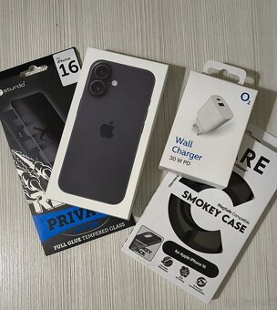 iPhone 16 256gb - 2