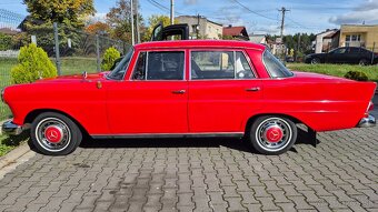 Mercedes w110 heckflosse 1963 diesel - 2