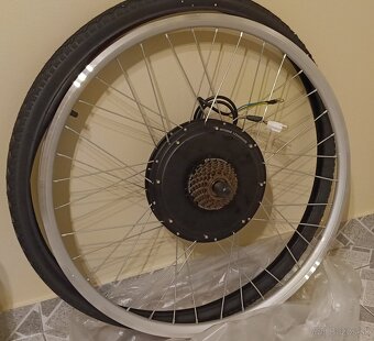 Zadný elektromotor - 2