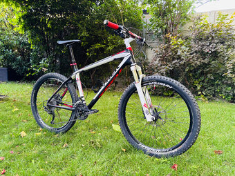 Predám karbónový Trek Elite 9.6, 26", veľkosť 19,5" - 2
