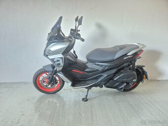 APRILIA SR125GT - 2