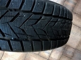 ZIMNÉ 225/60 R17 VREDESTEIN a NOKIAN cca 7 mm - UŽ OD 10€/ks - 2
