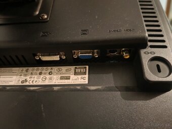 Darujem monitor HP2035 - 2