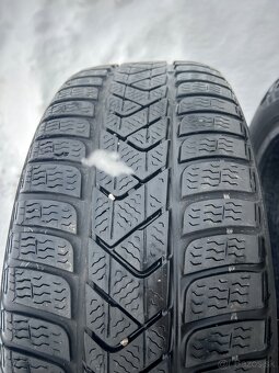 Zimne pneu 215/55R17 - 2