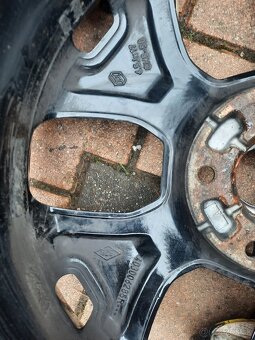 elektron dacia Duster - 2