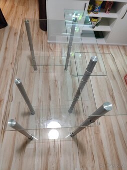 Sklenený konferenčný stolík - 2