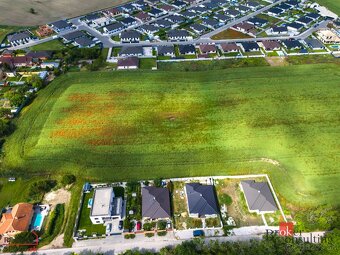 Stavebný pozemok v Moste pri Bratislave - 2