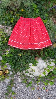 Folklórne sukničky. - 2