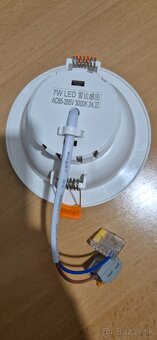 LED zapustne svetlo so senzorom pritomnosti - 2