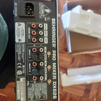 Mix Behringer Pro Mixer DX626 - 2