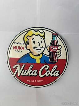 Plechová ceduľka do garáže - Nuka Cola - 2