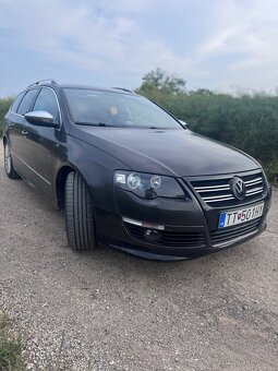 Volkswagen Passat B6 combi Rline 2,0TDI 103kw - 2