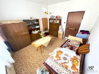 NA PREDAJ 2 IZB. BYT S LOGGIOU, 64M2, SOTINSKÁ UL., SENICA - 2
