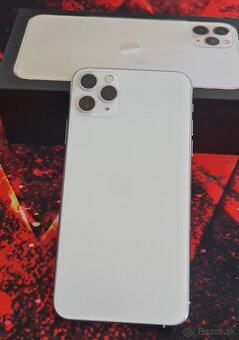iPhone 11 Pro Max 512 GB SILVER - 2