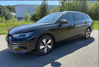 Volkswagen Passat Variant 1.5 TSI ACT DSG - 2