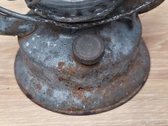 Petrolejova lampa Meva - 2