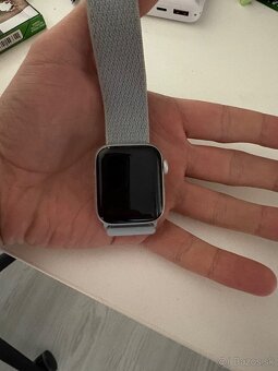 Apple Watch SE 40 mm - 2