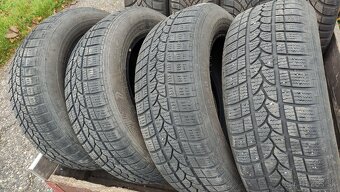 215/60/r16 - 2