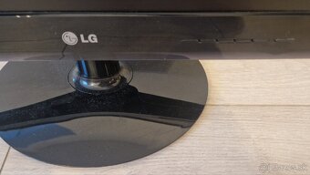 Monitor LG 20" - 2