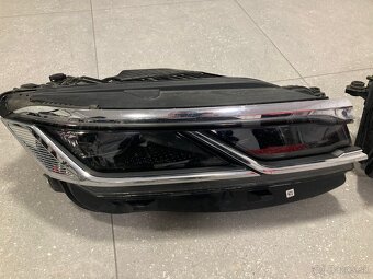 Predám predné svetlá VW Touareg - 2