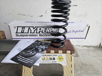 Pružina Hyperpro Moto Guzzi V85TT - 2