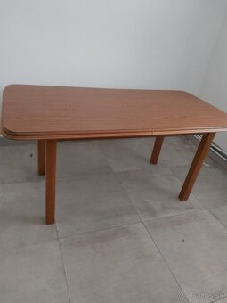 Stoličky a stôl - 2