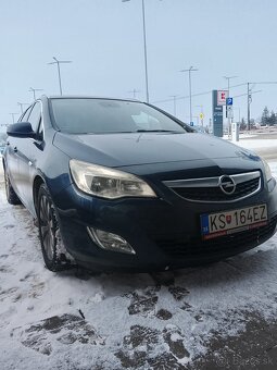 Predavam Opel Astra 2011 1.7 CDTI - 2