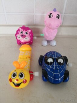 Naťahovacie hračky na kľúčik - 2