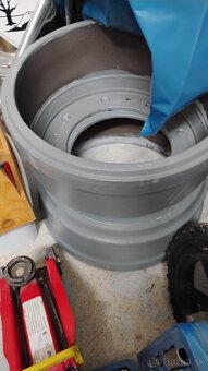 Naprava na vyrobu vlecky bss 9t - 2