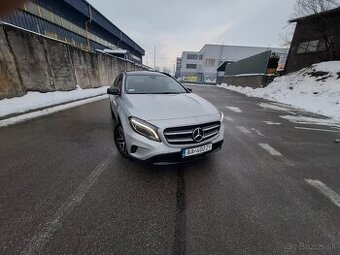 Mercedes-Benz GLA-Klasse GLA 250 4matic - 2