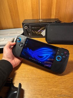 Asus ROG Ally X Z1 extreme 1TB + obaly + záruka + Dock - 2