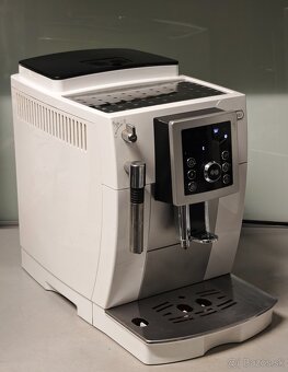 Predám plnoautomatický kávovar De'Longhi Magnifica S - 2