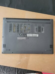 15.6-palcový notebook ASUS VivoBook 15 na súčiastky - 2
