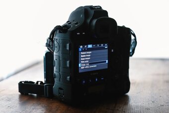Canon EOS 1D X Mark III - 2