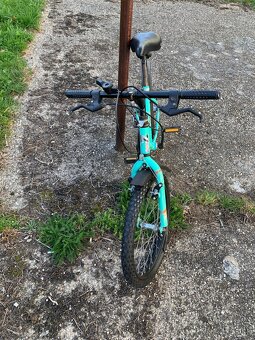 Dievčenský horský bicykel. - 2