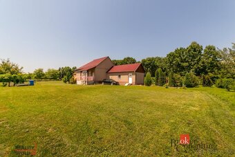 Predaj rodinného domu v Trávniku v tichej lokalite s veľkým - 2