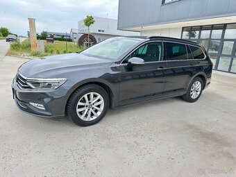 Volkswagen Passat Variant 2.0 TDI DSG Business Matrix LED - 2
