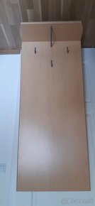 Vešiaková stena s vrchnou policou - 2