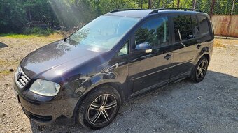 Volkswagen Touran - 2