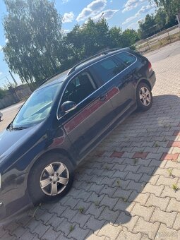 VW Golf Variant - 2