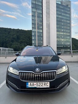 Škoda Superb Combi 2.0 TDI SCR Style DSG - 2