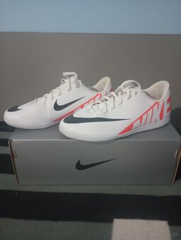 Halovky Nike - 2