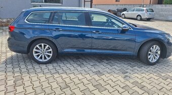 Volkswagen Passat Variant 2.0 TDI DSG - 2