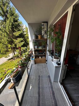1izbovy byt s balkónom v Poprade - 2