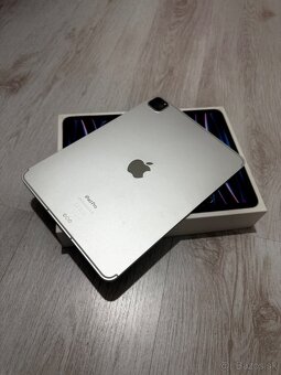 Apple iPad Pro 11-inch (4th Generation) s kapacitou 128 GB - 2