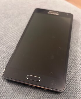 Samsung Galaxy SM-A500F - 2