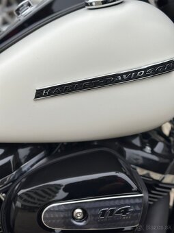 Harley-Davidson Road king special 4400km - 2