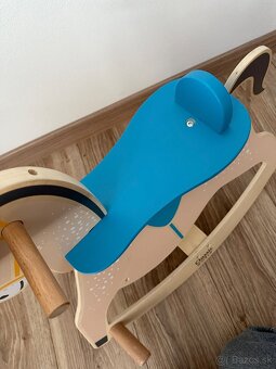 Hojdací kôn od 1 roka - 2